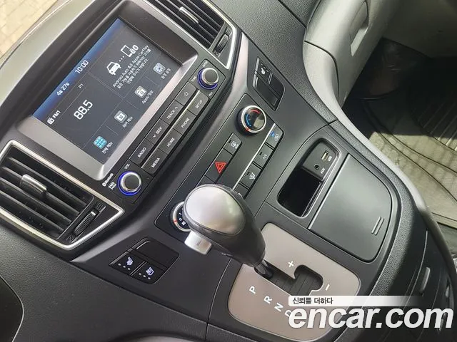 Hyundai The New Grand Starex id 2704650 из Кореи 16