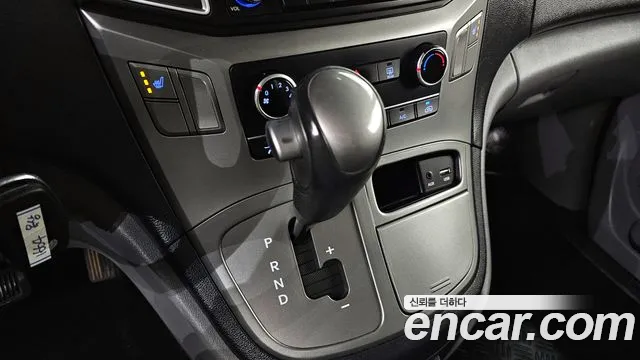 Hyundai The New Grand Starex id 2707313 из Кореи 19