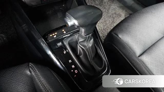 Kia Stonic id 3737267 из Кореи 19