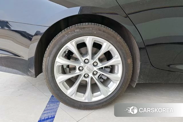 Cadillac CT5 id 4254428 из Китая 16