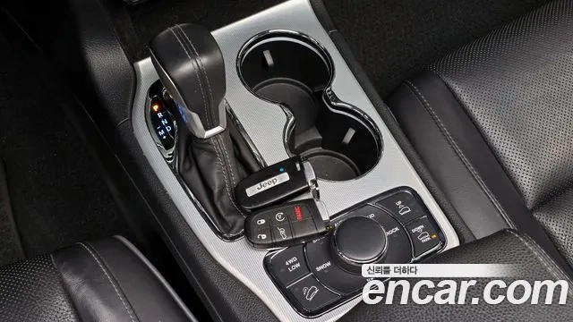 Jeep Grand Cherokee id 2876240 из Кореи 19