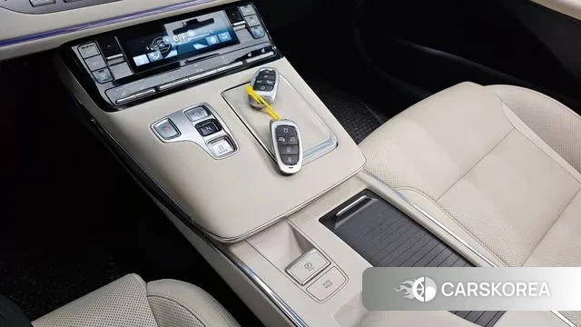 Hyundai The New Grandeur IG id 3453390 из Кореи 19