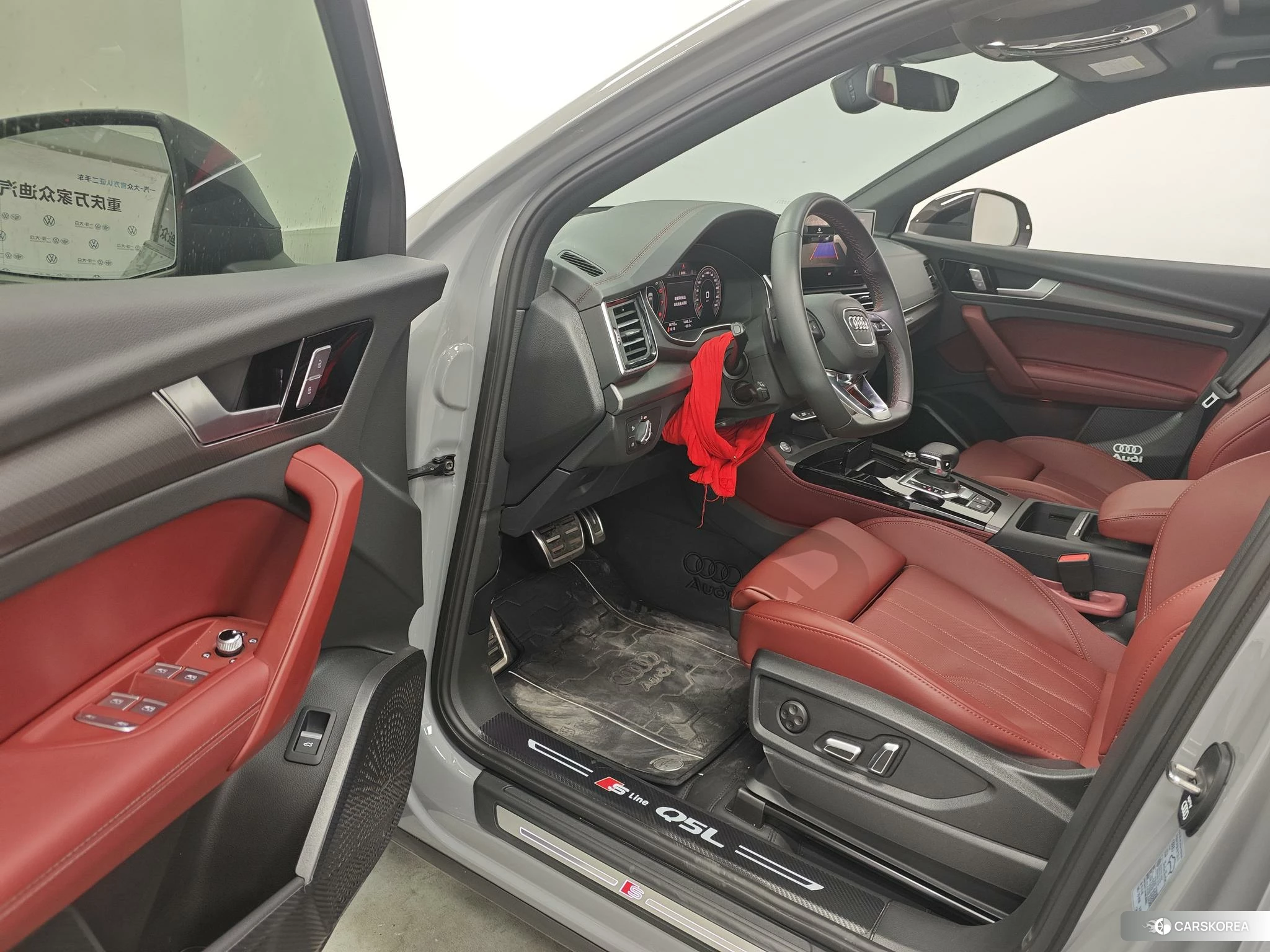 Audi Q5L id 4406077 из Китая 17
