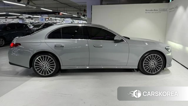 Mercedes-Benz E-Class W214 id 3914135 из Кореи 19