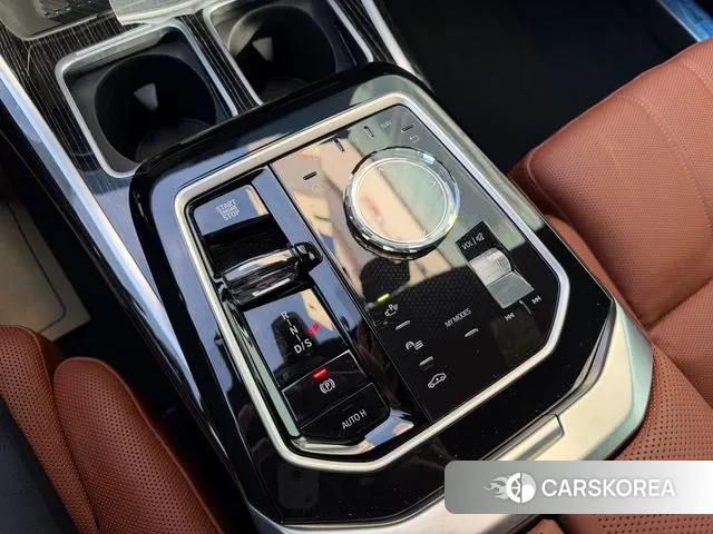 BMW 7 Series (G70) id 3517040 из Кореи 9