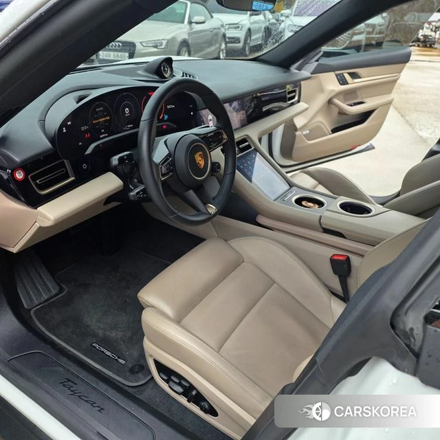 Porsche Taycan id 4494897 из Кореи 19
