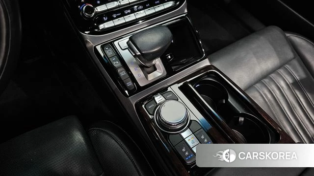 Genesis EQ900 id 3943073 из Кореи 19