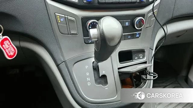 Hyundai The New Grand Starex id 3499802 из Кореи 19