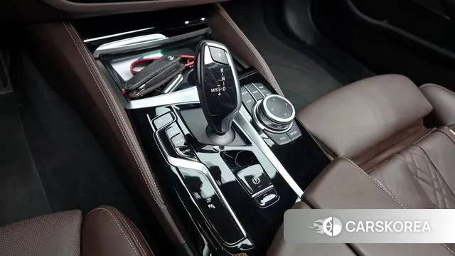 BMW 5 Series (G30) id 3058883 из Кореи 19