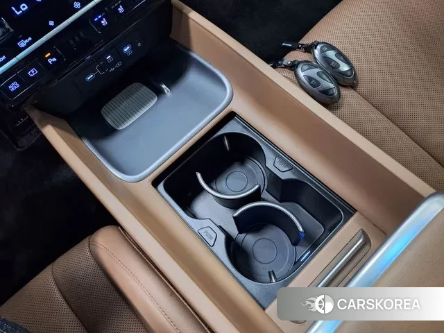 Hyundai Grandeur (GN7) id 3114764 из Кореи 19