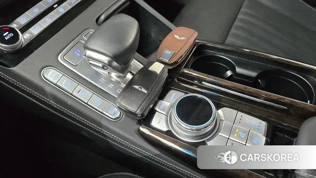 Genesis G90 id 3367892 из Кореи 19