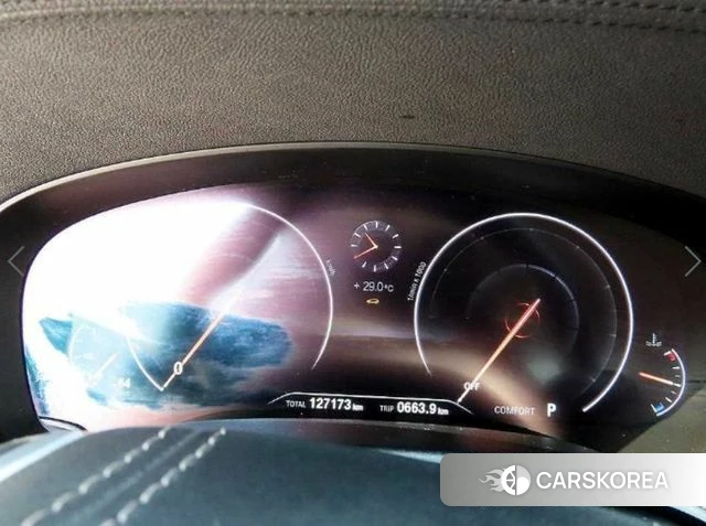BMW 5 Series (G30) id 4882250 из Кореи 19