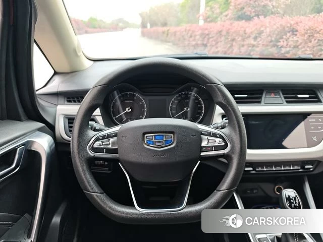 Geely Automobile Vision X3 id 4209556 из Китая 9