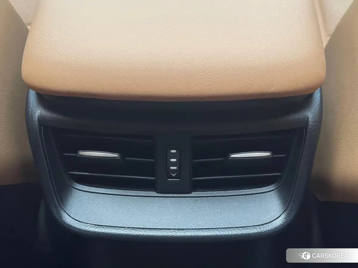Lexus ES id 4644625 из Китая 24