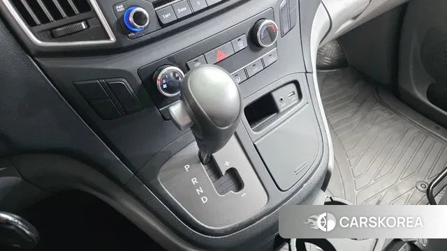 Hyundai The New Grand Starex id 3697966 из Кореи 19