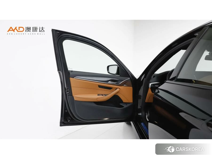 BMW 5 series (imported) id 4512750 из Китая 9