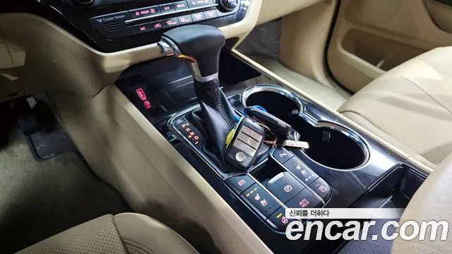 Kia The New Carnival id 2350228 из Кореи 19