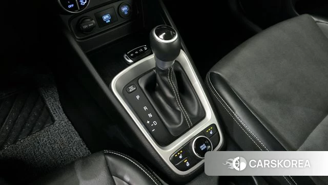 Hyundai Venue id 4356398 из Кореи 29