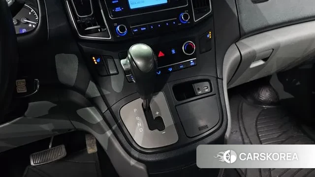 Hyundai The New Grand Starex id 3646941 из Кореи 19