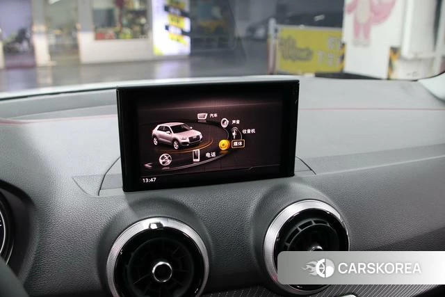 Audi Q2L id 4272906 из Китая 22