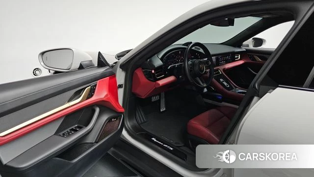 Porsche Taycan id 4201370 из Кореи 32