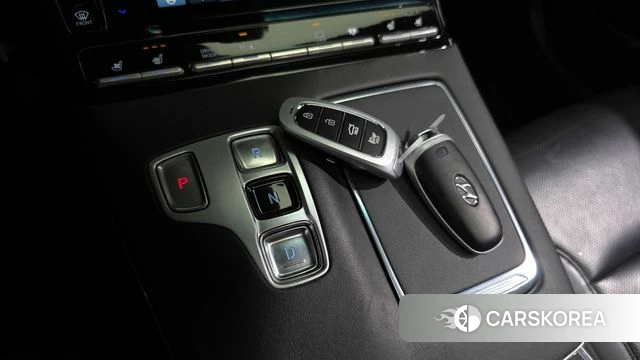 Hyundai The New Grandeur IG id 3916111 из Кореи 19