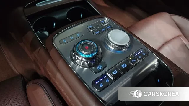 Genesis G90 (RS4) id 3463075 из Кореи 19