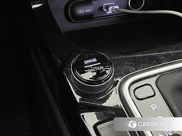 Kia Seltos id 4225236 из Кореи 19