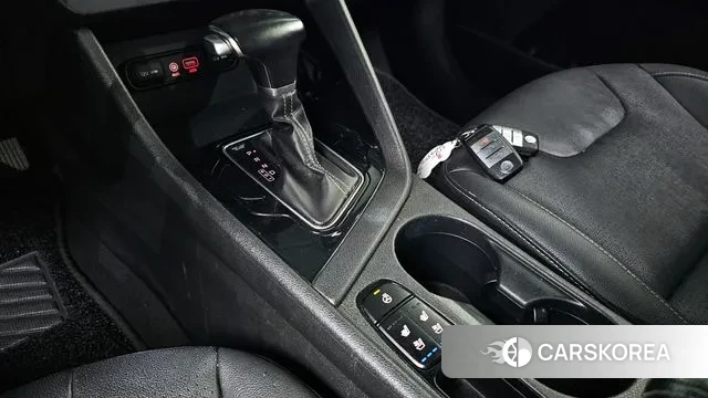 Kia Niro id 3055742 из Кореи 19