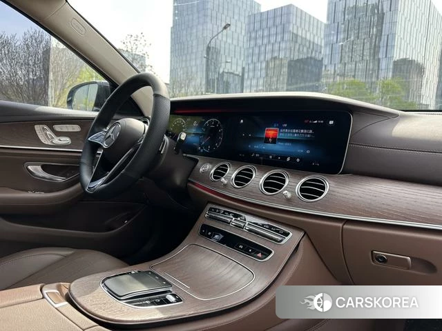 Mercedes-Benz E-class id 4256597 из Китая 30