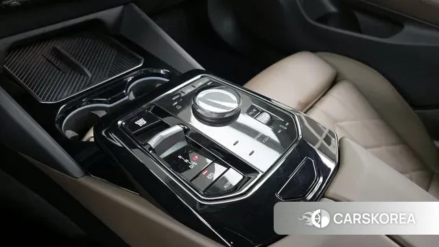 BMW 5 Series (G60) id 3739533 из Кореи 19