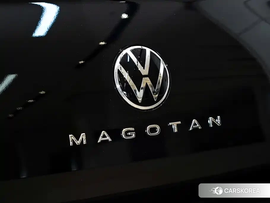 Volkswagen Magotan id 4654981 из Китая 35