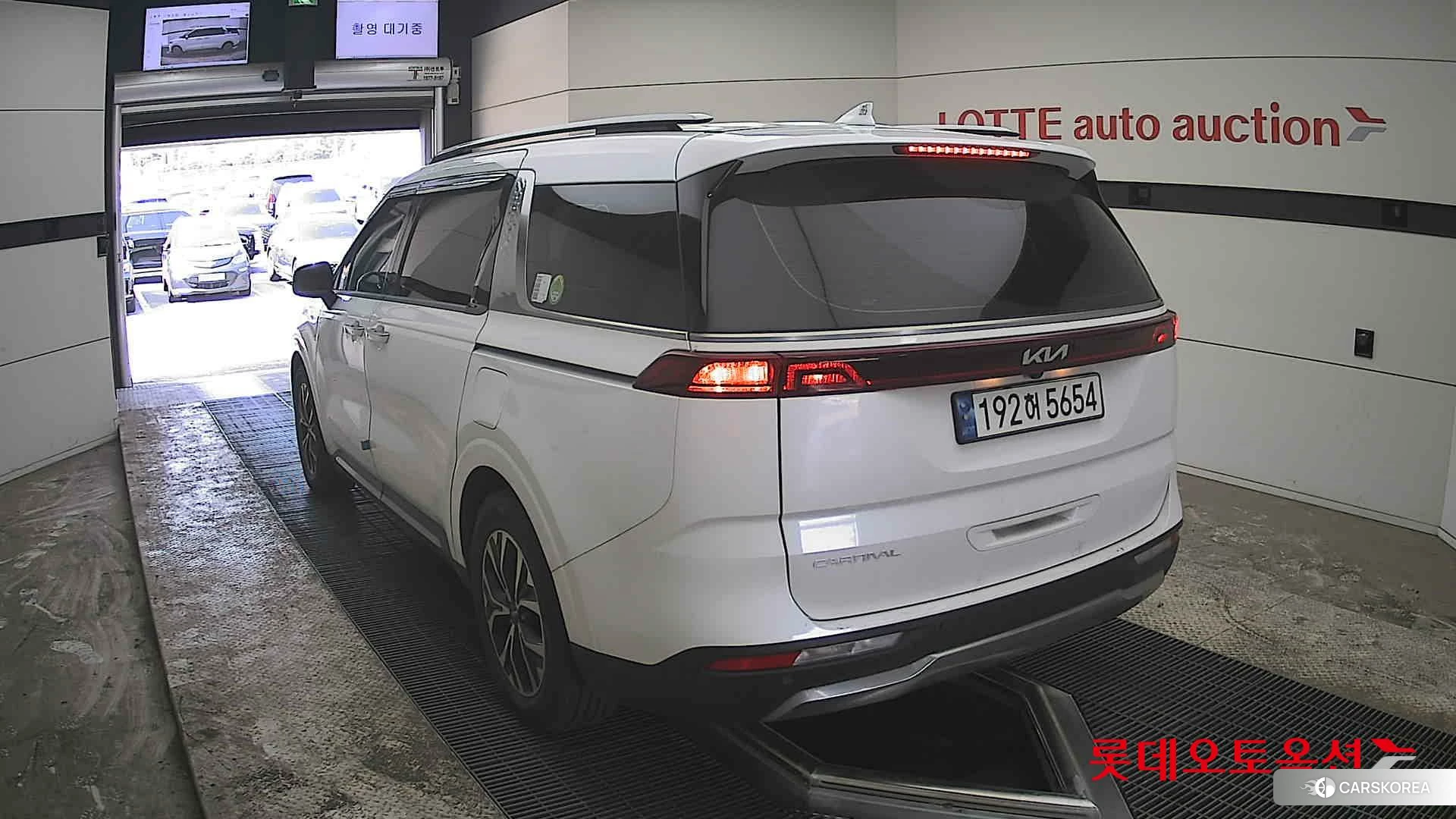 Kia Carnival id 3882082 из Кореи 37