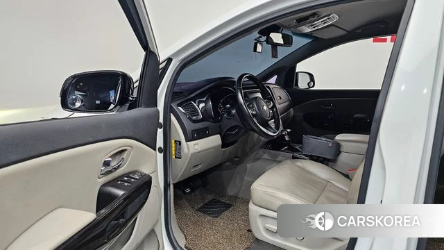 Kia The New Carnival id 4424689 из Кореи 29