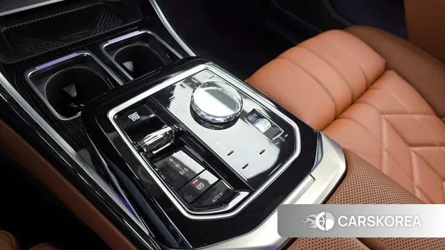 BMW 7 Series (G70) id 3431282 из Кореи 19