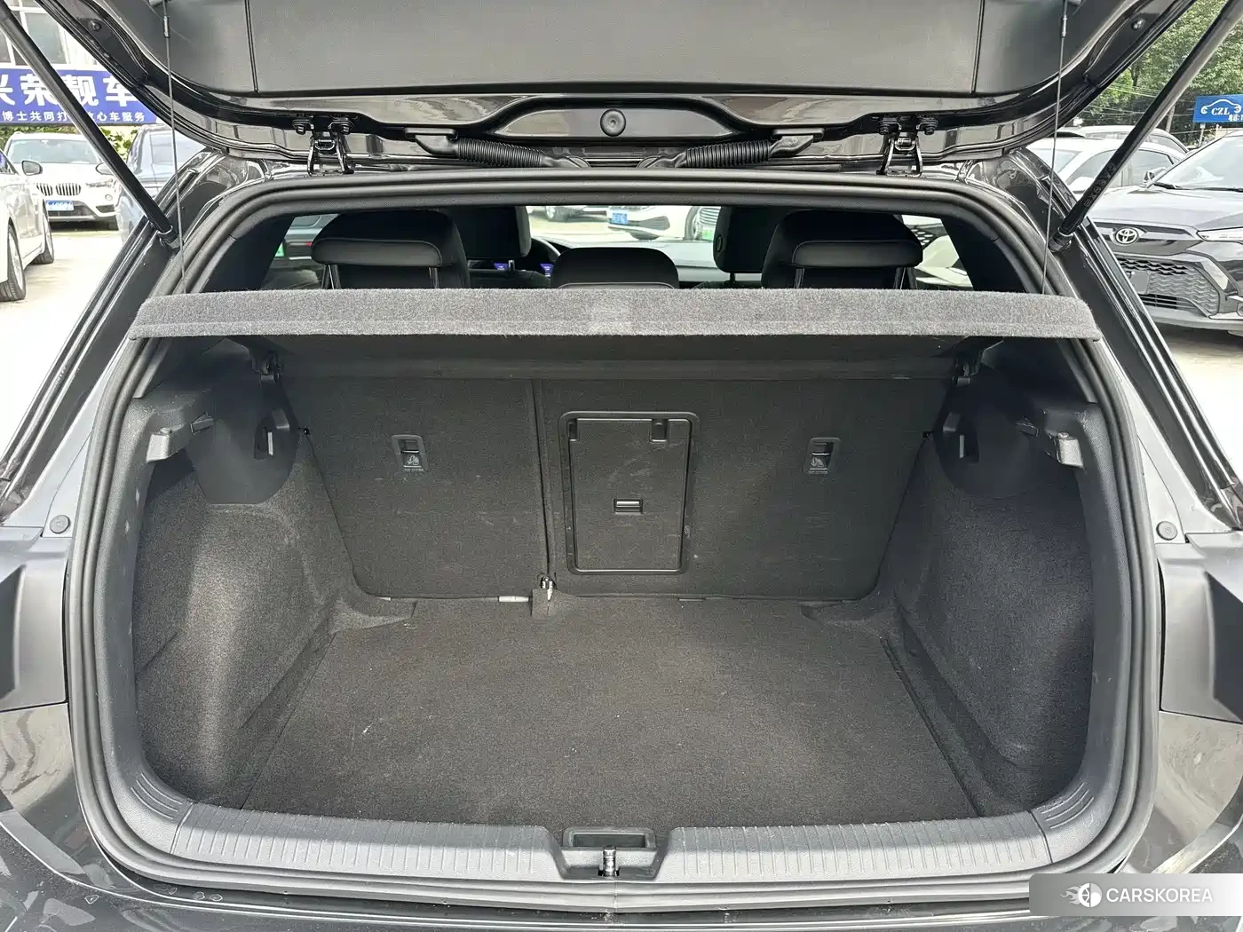 Volkswagen Golf id 4583718 из Китая 18