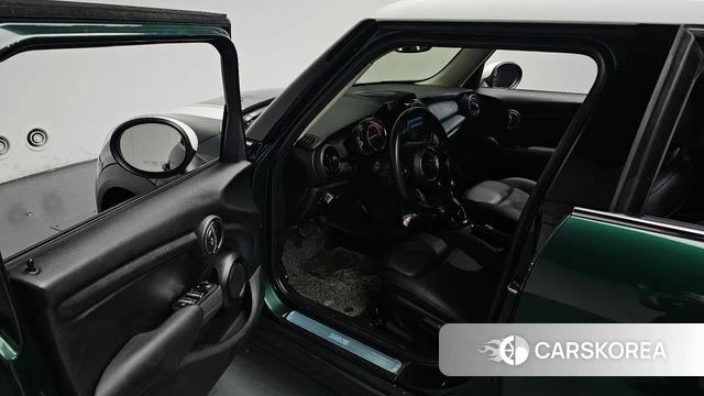 Mini Cooper id 4610366 из Кореи 29