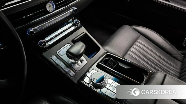 Genesis G90 id 4196836 из Кореи 19