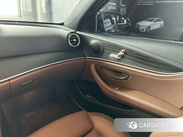 Mercedes-Benz E-class id 4257911 из Китая 17