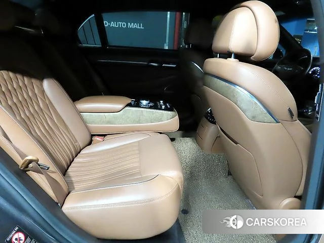 Genesis G90 id 3828494 из Кореи 19