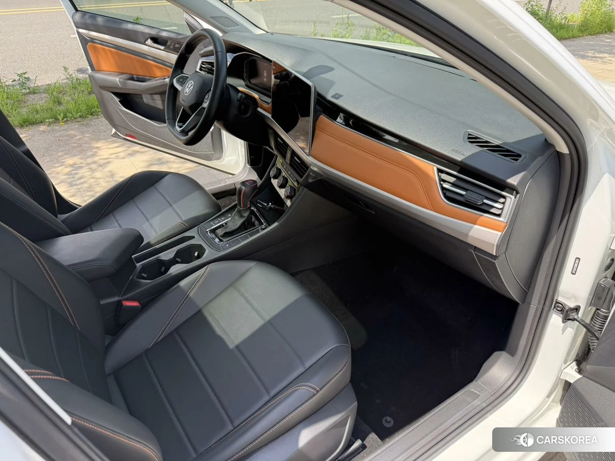 Volkswagen Bora id 4504675 из Китая 11