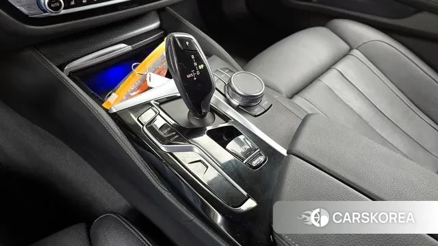 BMW 5 Series (G30) id 3487534 из Кореи 19