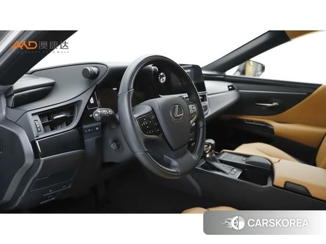 Lexus ES id 4277311 из Китая 9