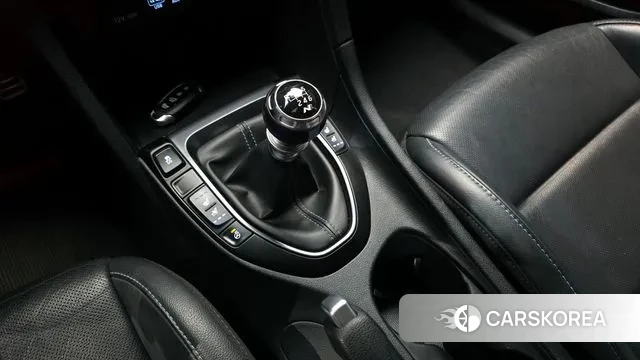 Hyundai Veloster (JS) id 3428944 из Кореи 19