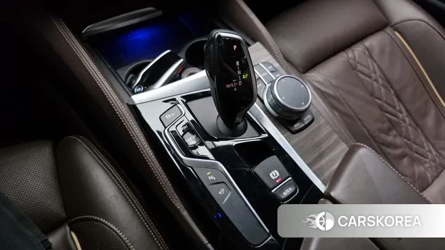 BMW 5 Series (G30) id 3044785 из Кореи 19