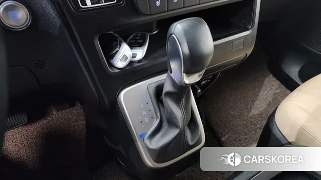 Hyundai Staria id 2279759 из Кореи 19