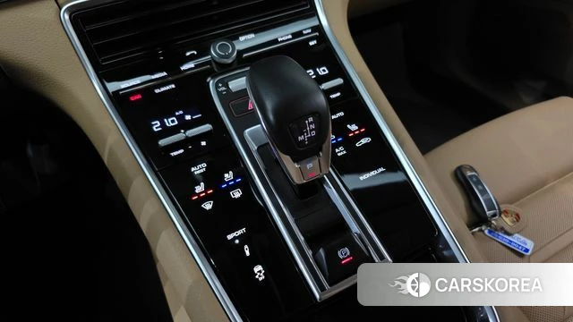 Porsche Panamera (971) id 4637682 из Кореи 31