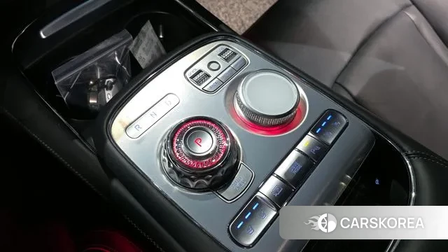 Genesis G90 (RS4) id 3342560 из Кореи 19