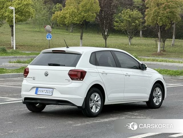 Volkswagen Polo id 4209516 из Китая 16