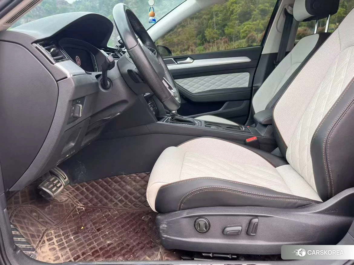 Volkswagen Magotan id 4479564 из Китая 9